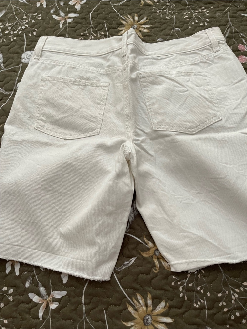 LOFT White High-Rise Jeans and white with black detail shorts. - Picture 3 of 7